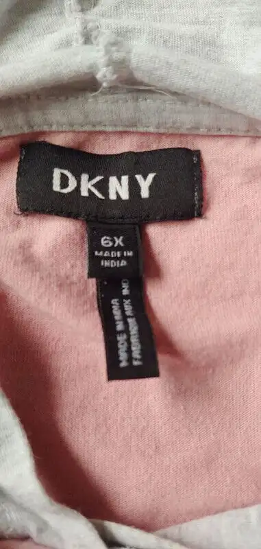 GENTLY USED, CHILD'S, DKNY HOODIE, SIZE 6X!!! in Kids & Youth in Barrie - Image 3