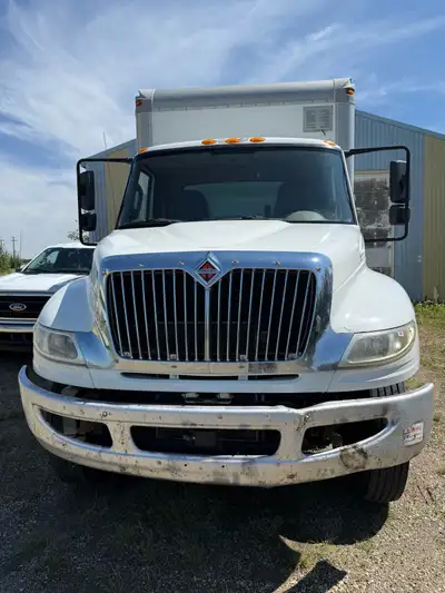 Its a 2019 Navistar International 4300- 5 ton Truck - Brand New 8 Tires - Brand New 3 Batteries - En...
