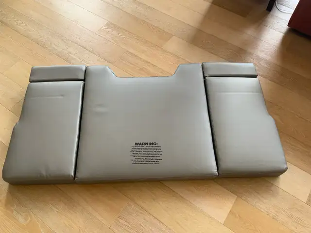 folding bed for MB Sprinter, Camper, sits on front seats, new! in RVs & Motorhomes in Bedford - Image 7