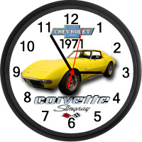 1971 Chevrolet Corvette Stingray Coupe (Sunflower Yellow) Clock