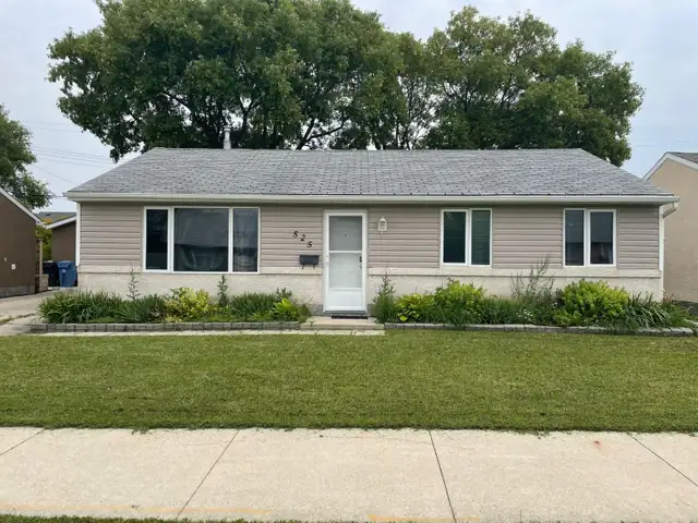Jameswood 3 bed/1 bathroom house for rent