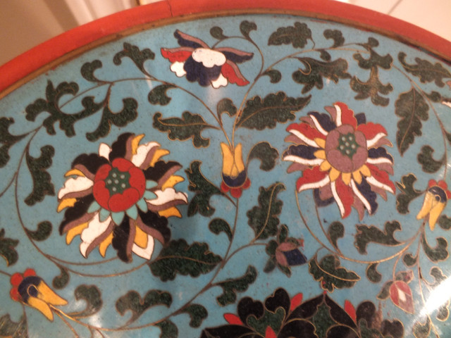 ANTIQUE CHINESE CLOISONNE TOP STOOL TABLE in Other Tables in Barrie - Image 3