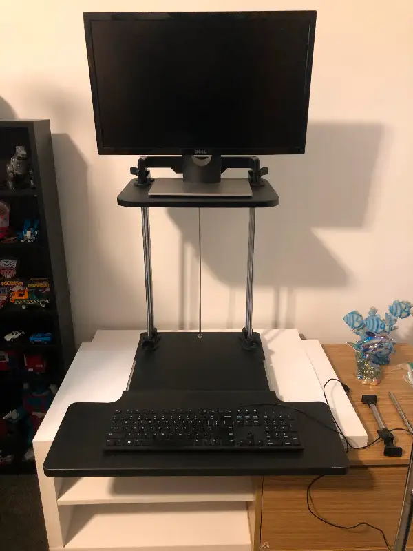 Computer desk, Sit/Stand in Desks in Stratford - Image 2