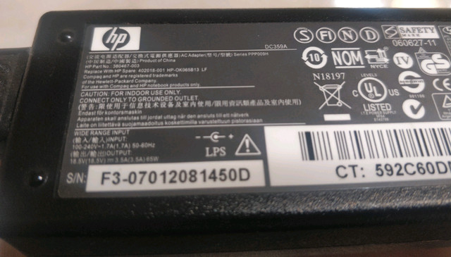 HP 402018-001 18.5V 3.5A 65W Power Adapter in Laptop Accessories in Hamilton - Image 2
