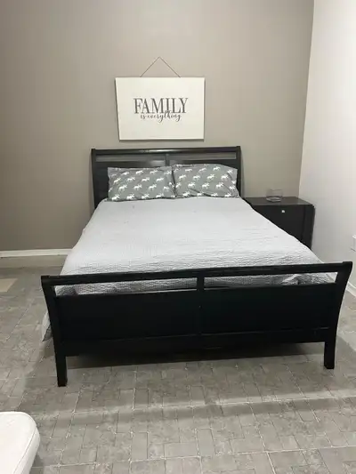 Habitación para rentar en el área de Don Mills and Sheppard tienes el Fairview mall a 5 min, peanut...