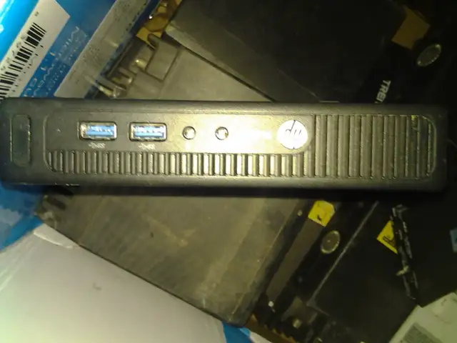 HP ProDesk 400 G2 Mini PC (i5-6500T, 8 GB RAM, 250 G  900+pc MAC in Desktop Computers in City of Montréal - Image 2