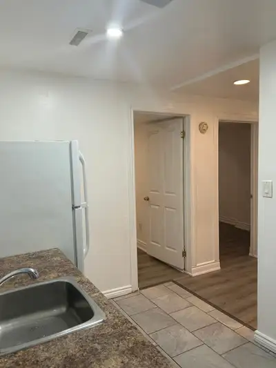 Basement Rooms rent