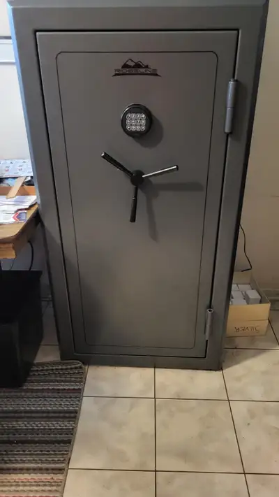 I have been providing safe and vault opening and repair services in Toronto and surrounding communit...