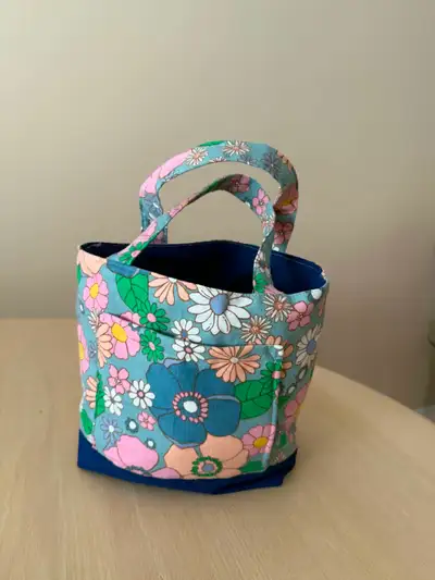 Tote Bag with pockets, View more