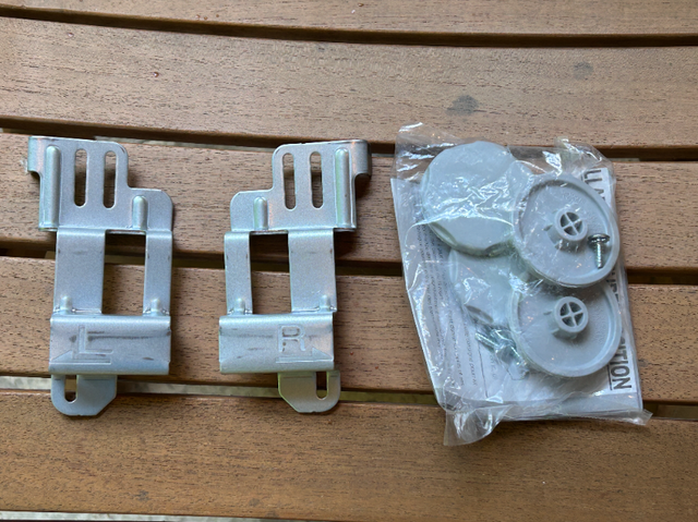 Samsung Stacking Kit for Washer and Dryer – New in Washers & Dryers in Markham / York Region - Image 3