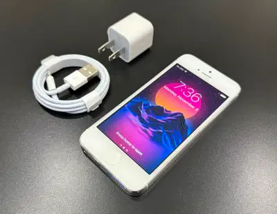 Bell, Virgin, Lucky, iPhone 5 16GB White - READY TO GO!, View more