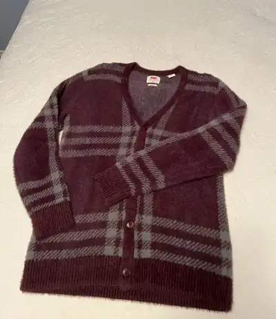 Levi’s cardigan , View more