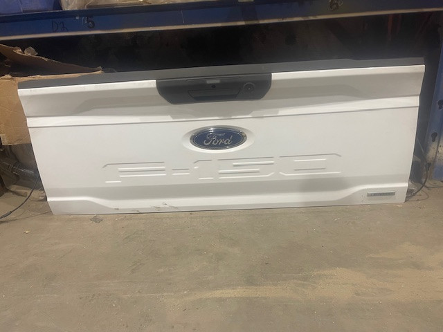 2023 Ford F150 Ecoboost Aluminum Take off Tailgate for Sale in Auto Body Parts in Strathcona County