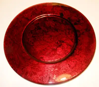 Gorgeous large deep red decorative plate. Measures 12.75 inches in diameter.. Excellent condition. F...
