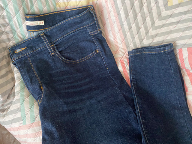 Levi’s High Rise Super Skinny size 32 in Women's - Bottoms in Saint John - Image 2