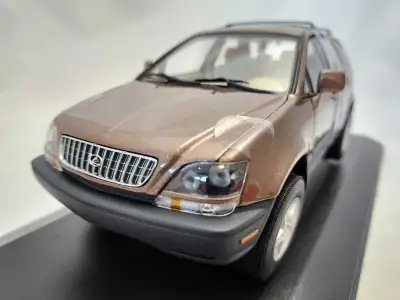 Rare BNIB Gateway Global Limited Toyota Motor Corporation Ltd. Official Licensed Product 1:18 Diecas...