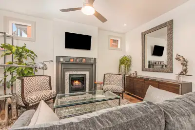 Luxury One Bedroom Rental in Golden Triangle!