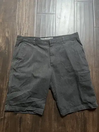 Icebreaker Merino Mens Golf Shorts Size 36, View more