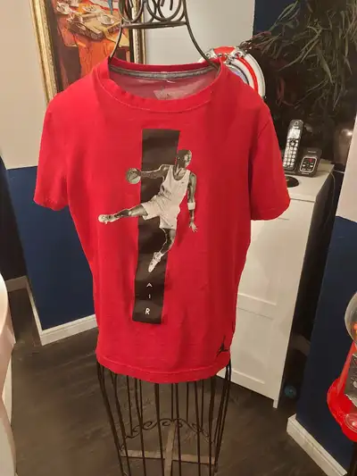 Jordan youth t shirt medium , View more