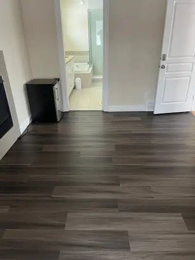 4 bedroom plus den house in highlands