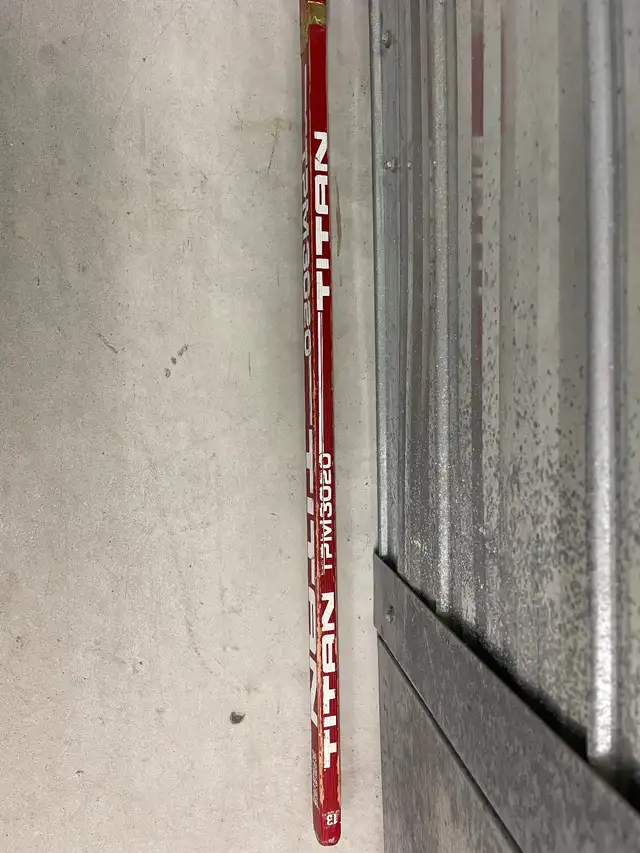 Titan TPM 3020 Goalie sticks. in Hockey in Kitchener / Waterloo - Image 6