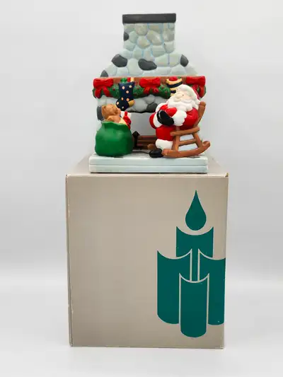 Partylite Fireside Santa P0457 used / père nöel au coin du feu, View more
