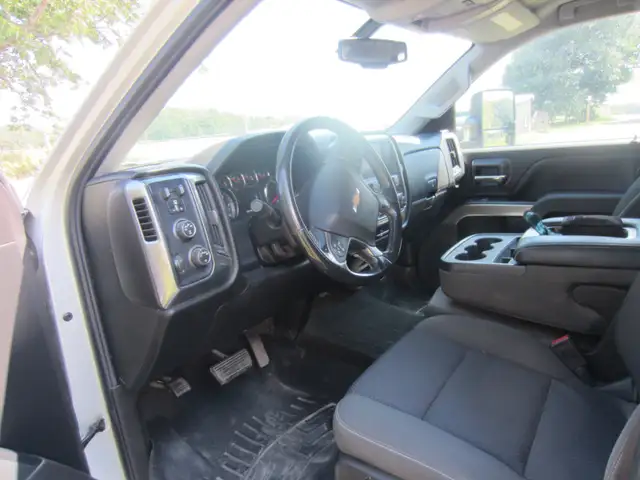 2016 Chev Silverado 1500548868586828605445
