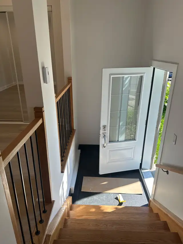  Bright spacious 1,800 sqft completely renovated 7 1/2 in Verdun in Long Term Rentals in City of Montréal - Image 2