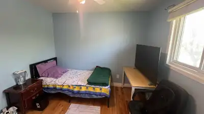 Furnished room is available for rent in Brampton for short term ( 1st June till 14th June). Private...