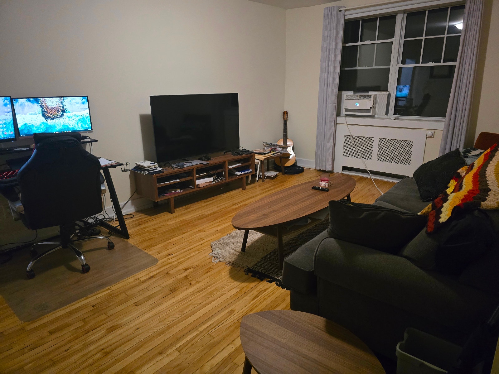 1 Month FREE, Downtown Apartment for Rent, $1515/month — photo 1