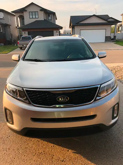 Vehicle is in very good condition and a great family car. Female driver. Features include: 108,000km...
