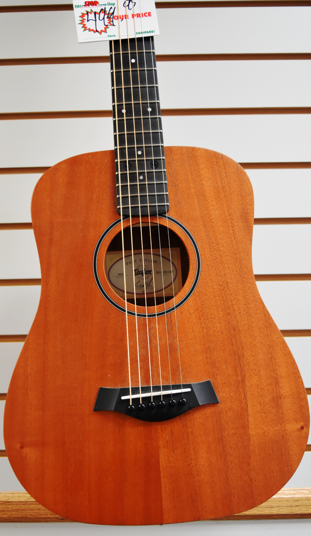 Baby Taylor Acoustic Guitar in Guitars in Peterborough - Image 3