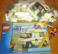 lego 7639 , lego city Camper, 100% complet , avec instructions