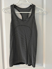 Lululemon women’s running tank tops size 6