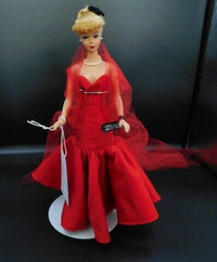 2006 CANADIAN NATIONAL CONVENTION BLONDE BARBIE GLAMOROUS  DOLL