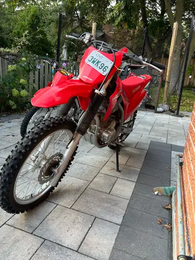 250f in excellent condition. New battery last summer. $5500