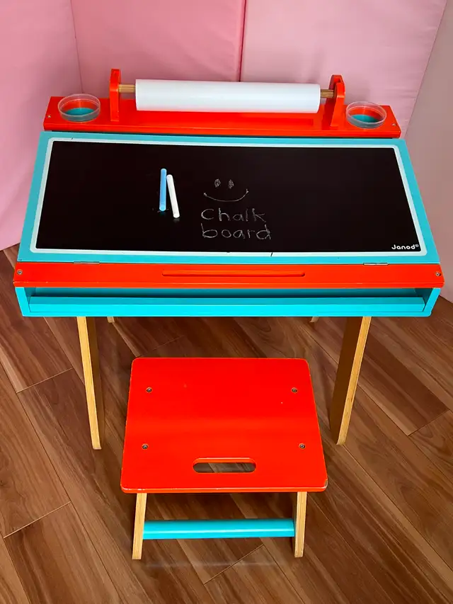 Janod Art / Work Desk & Stool Set in Desks in City of Toronto - Image 7