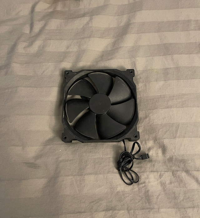 120/140mm Case Fans (Corsair, Fractal, Phanteks) in System Components in City of Toronto - Image 2