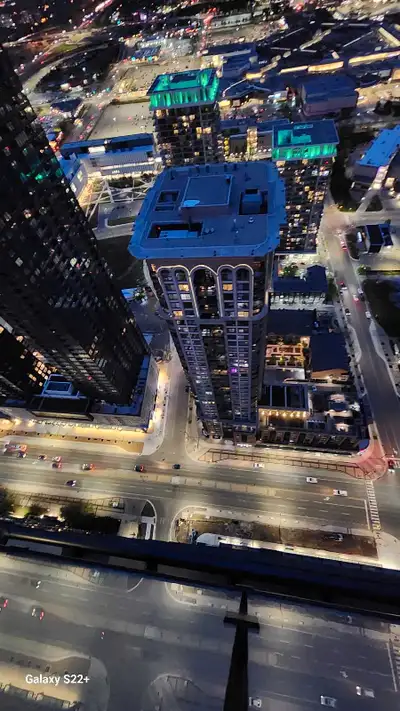 Stunning 51st-Floor Luxury Penthouse for Rent | Breathtaking City and Lake Views , Mississauga, ON D...