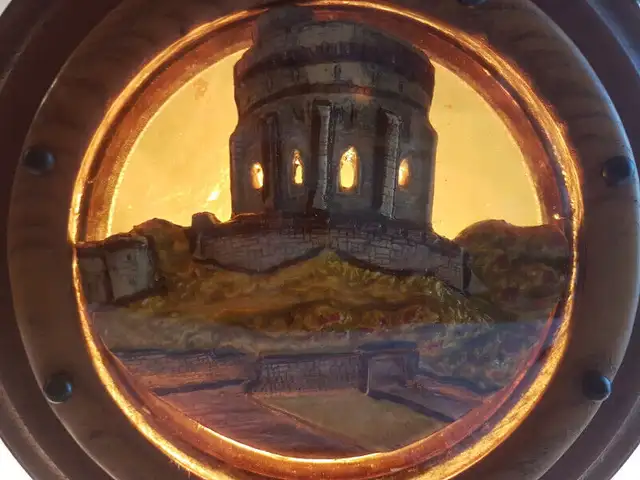 Art Deco  ships Wheel light lamp Mid century in Arts & Collectibles in Barrie - Image 4