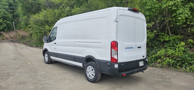 ⚡ Transfert de bail — Ford E-Transit 2025 ÉLECTRIQUE | 123 km — photo 4