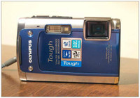 Olympus Tough TG-610 14MP 5x Optical Zoom Digital Camera Blue