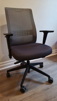 Office Chair | Allseating M.O. Office Chair
