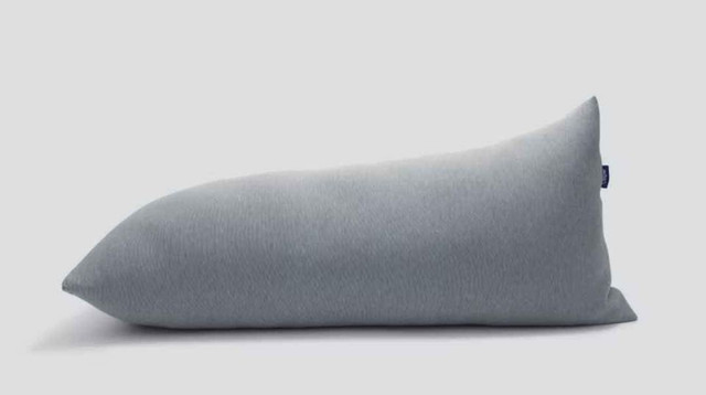 Casper Hug Body Pillow in Bedding in Calgary - Image 3