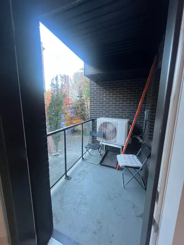 ✨Appartement Privé à louer au centre-ville  7 1/2 in Long Term Rentals in City of Montréal - Image 6