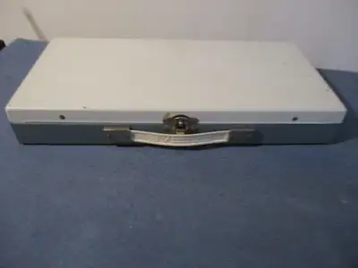 VINTAGE SMITH VICTOR METAL 35 MM SLIDE SORTER-MODEL SS1-1970'S, View more