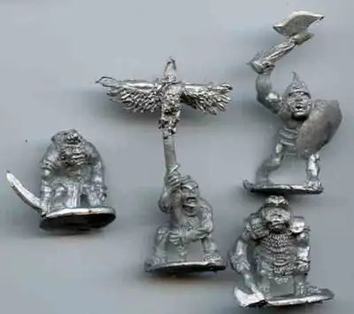 See image of four 28mm metal miniatures approx 21mm average height as shown loose unpainted. Not a t...