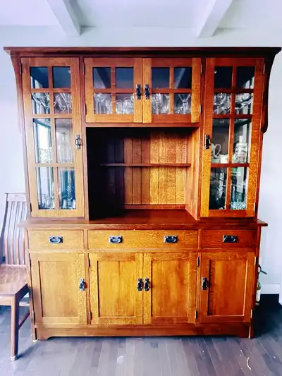 Hand-Crafted Mennonite Quarter-Sawn Oak Mission Hutch & Buffet, View more