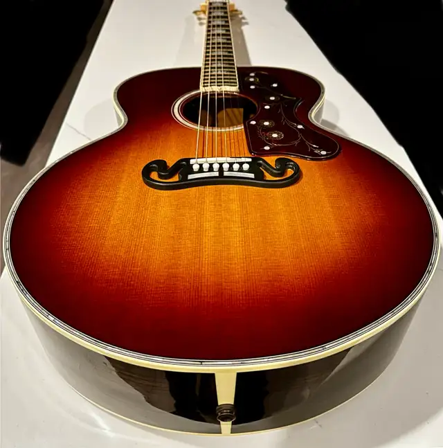 Gibson Custom Shop SJ-200 Regal62863265969537124
