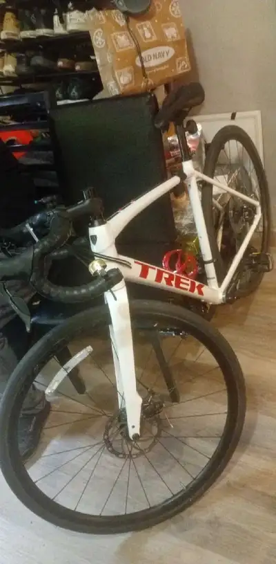 Trek 800, View more